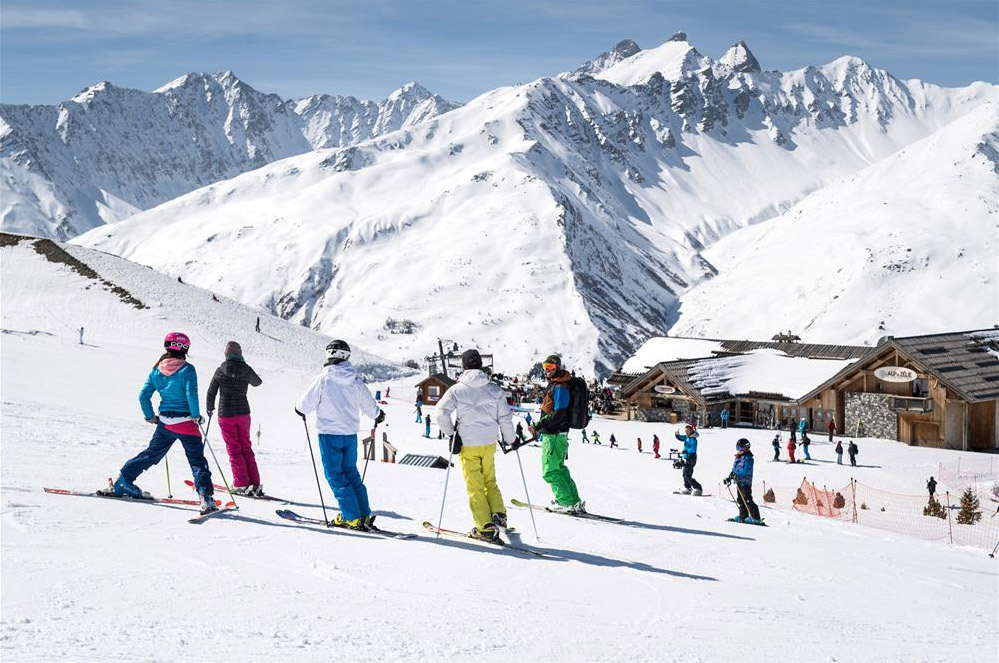 Forfait 6 jours : ski gratuit le samedi après-midi !